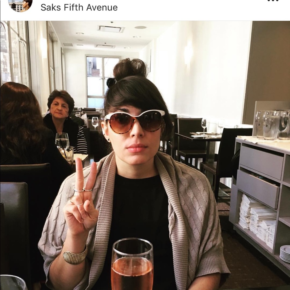Meet your Posher, Sarita